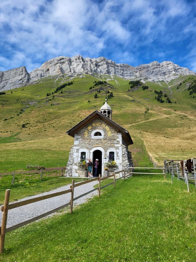 Appartement Cosy Face Aux Aravis Le Grand-Bornand Exterior foto